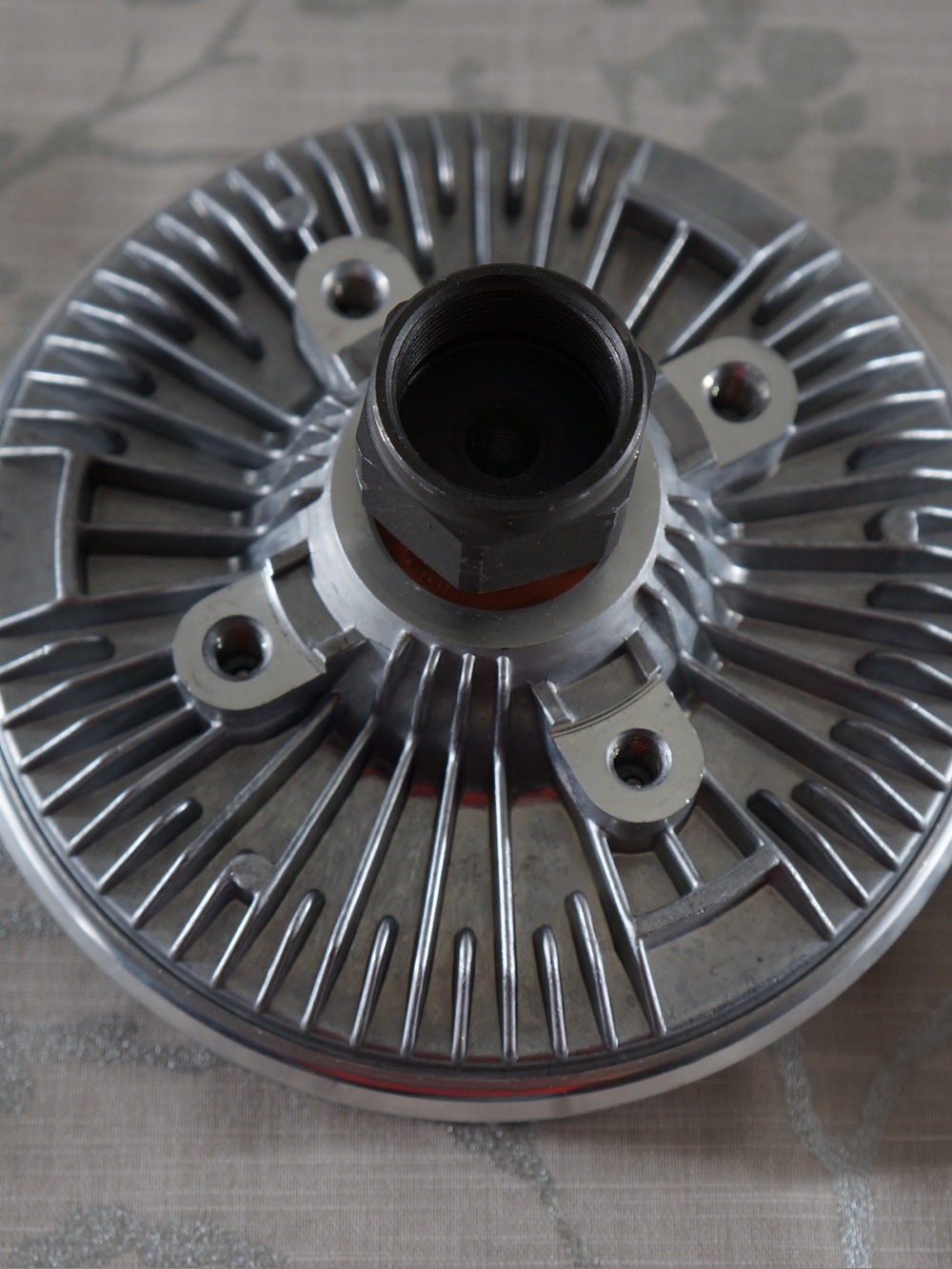 Gray Aluminum Cooling Fan Clutch for Automotive Applications